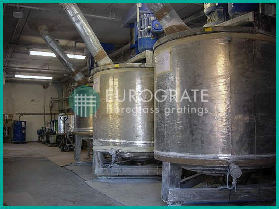 manufacturing industrial fencing