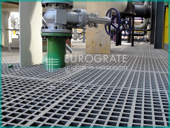 floor gratings to protect staff in a chemical plant