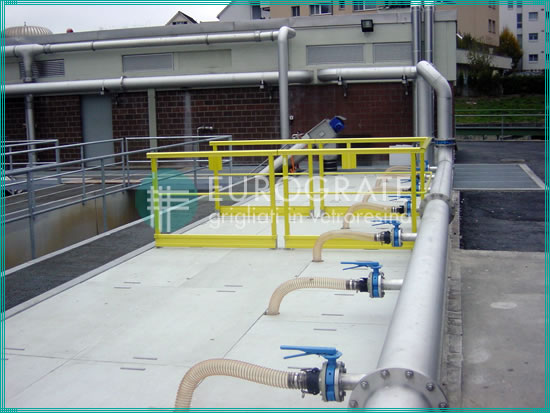 fibreglass safety handrails to protect employees from falls