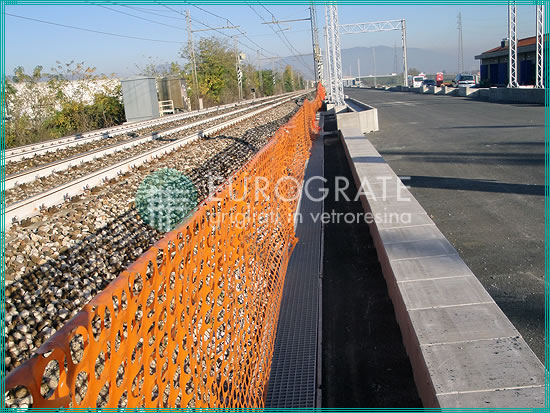 fencing and trench, drain and manhole covers for the railway sector