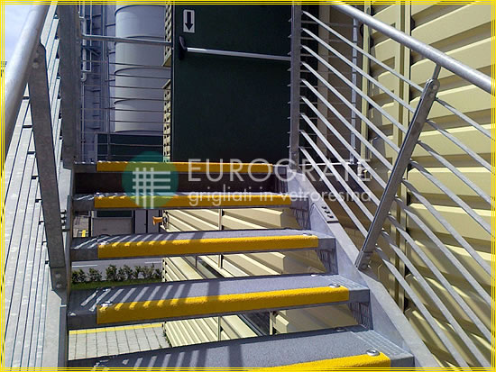 GRP gratings covers applied to metal steps